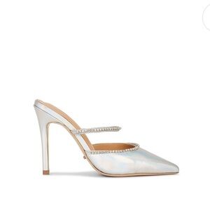 Tony Bianco Lure Pump in Silver Illumine